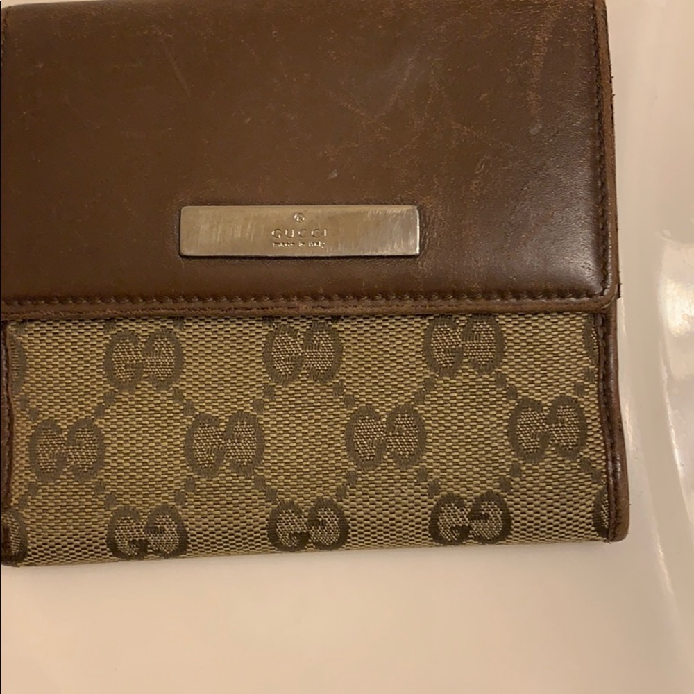 Authentic Gucci Wallet - image 5